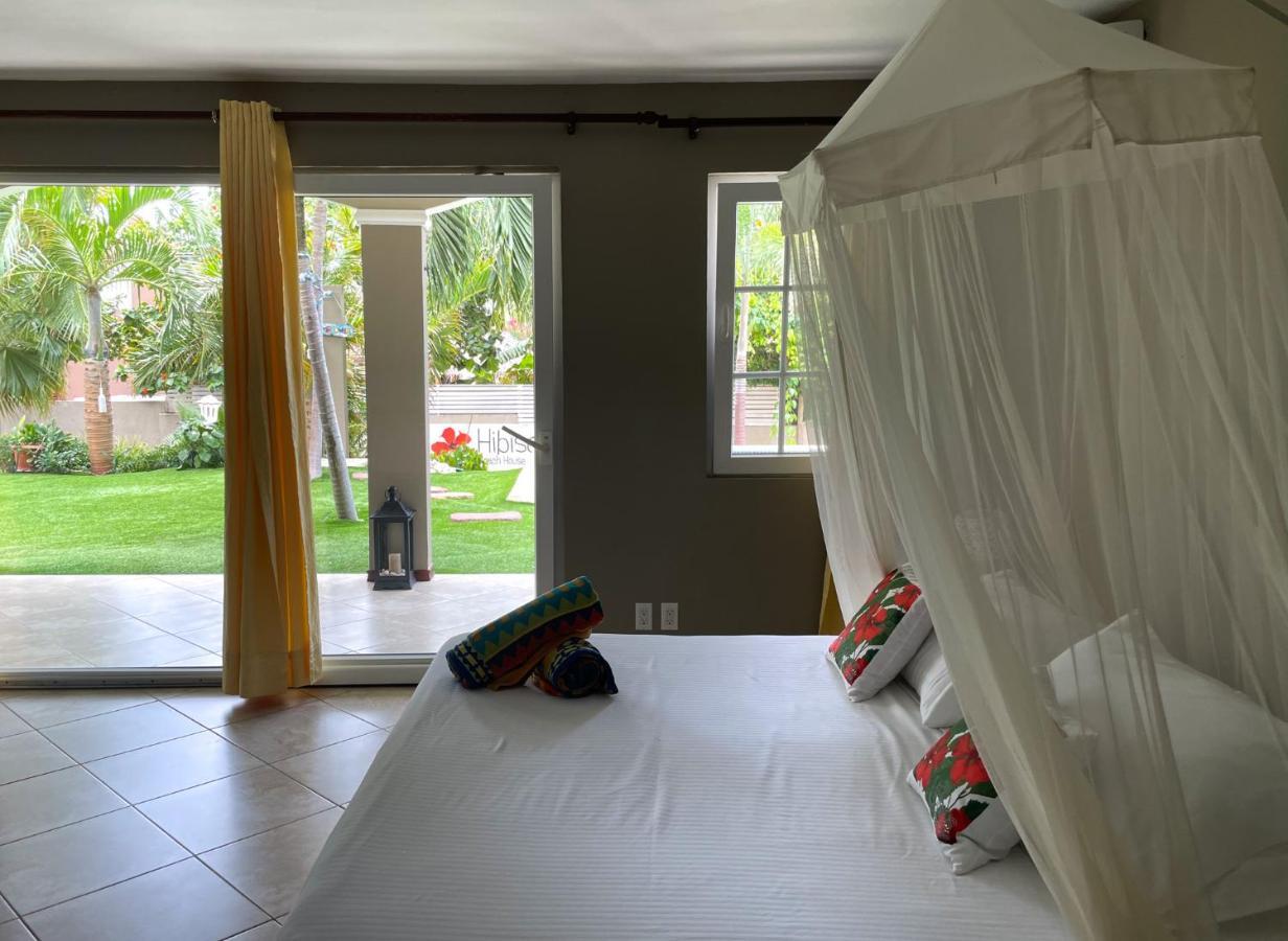Hibiscus Beach House Jan Thiel エクステリア 写真