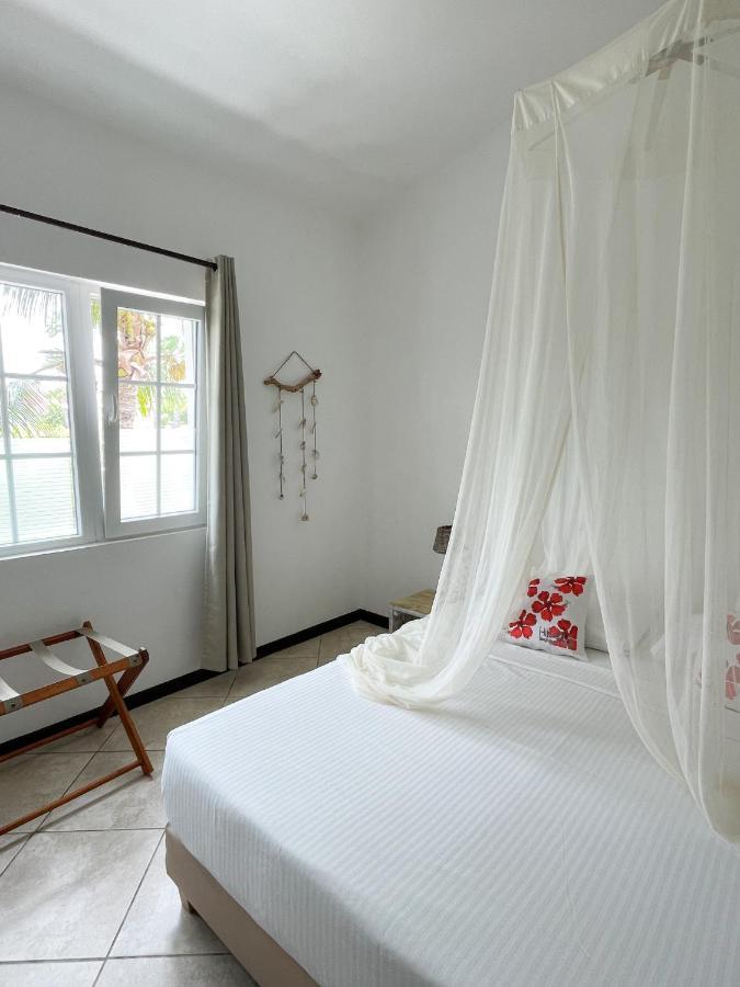 Hibiscus Beach House Jan Thiel エクステリア 写真